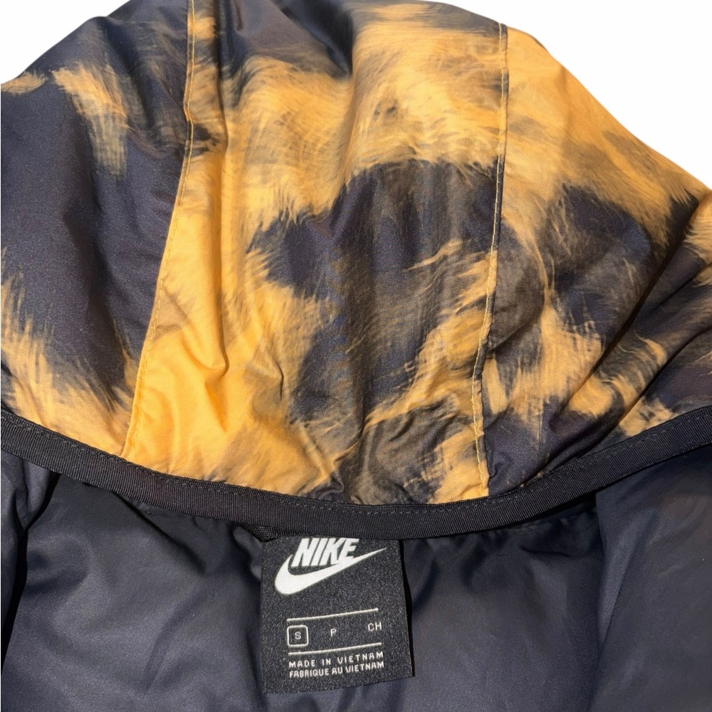 Nike down Windrunner mens S puffer jacket - Picture 3 of 5